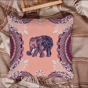 🌸 5 for $25 // Elephant Print Boho Pillow Cover